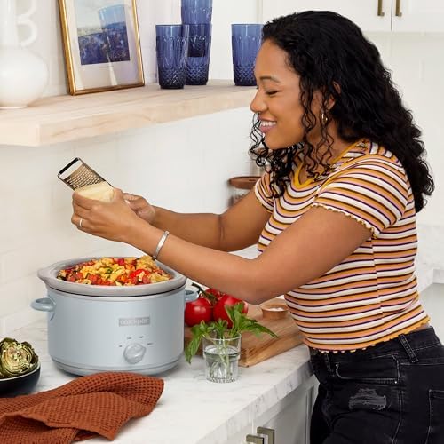 4.5 Quart Manual Slow Cooker – Macaroon Blue - Curated Catalog C4